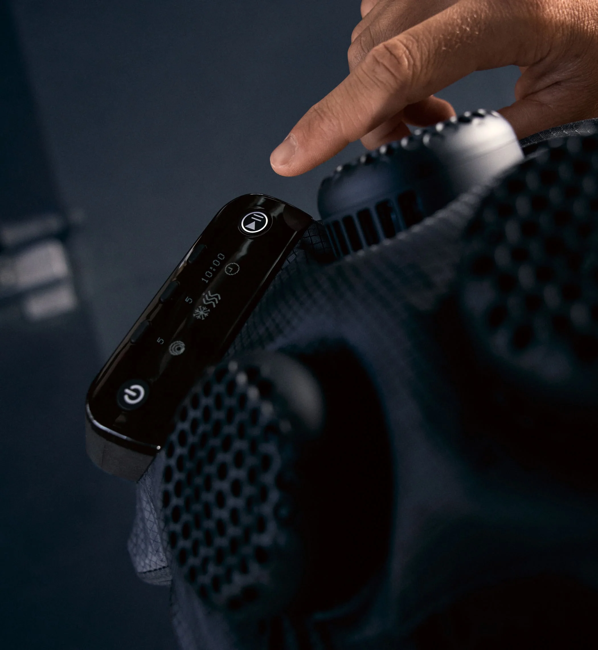 Hyperice X 2 Shoulder - Image 5